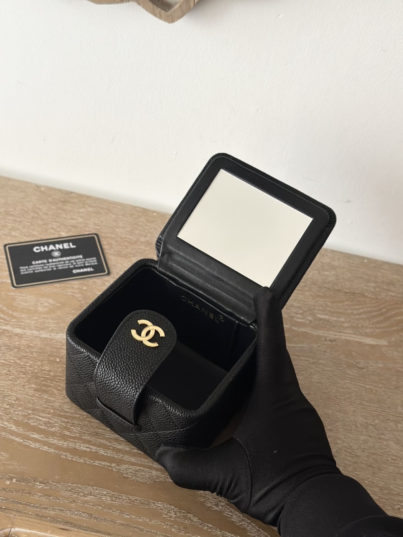 Ch**el cosmetic bags